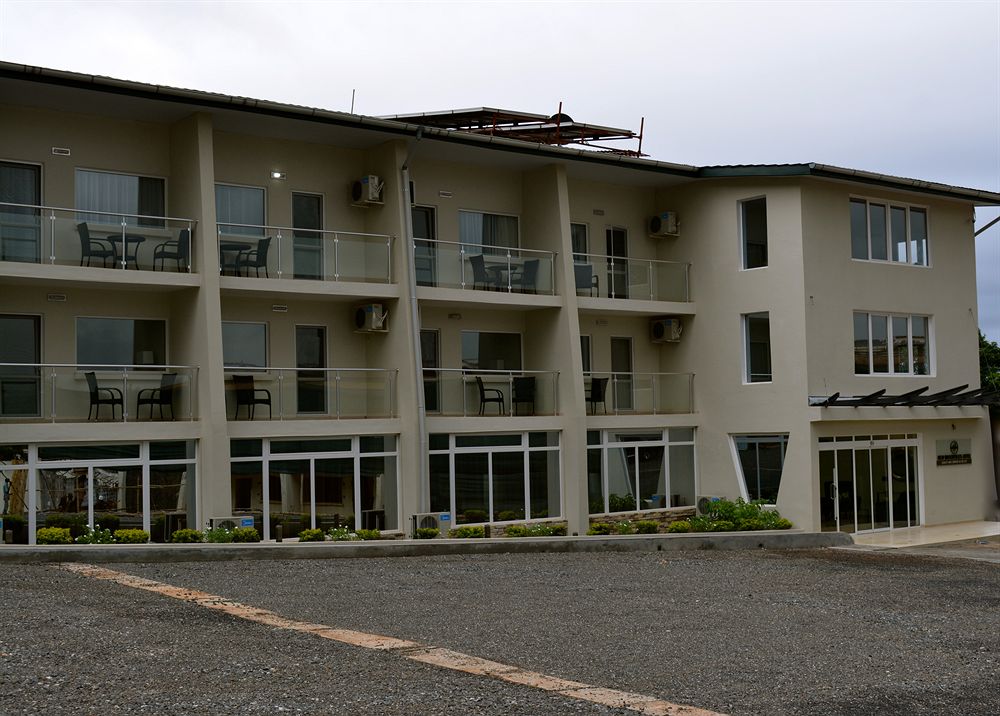 New Brookfields Hotel 프리타운 Sierra Leone thumbnail